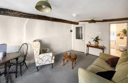 Canterbury Apartment | The Knights Apartment, Eastbridge Hospital