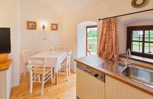 Steinakirchen am Forst Apartment | The Laffelberghaus on the edge of the forest