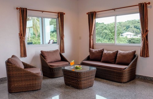 Songkhla Hotel | The Lake House Ko Yo