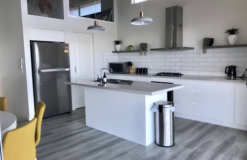 Windang House | The Lakehouse Windang