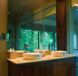 Katukitula Hotel | The Lavender House by Reveal