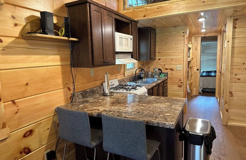 Leicester Cabin | The Leicester Ridge Cabin