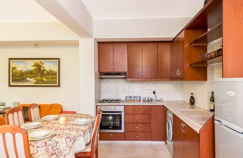Amargeti House | The Lemon Tree Lodge Rustic Village