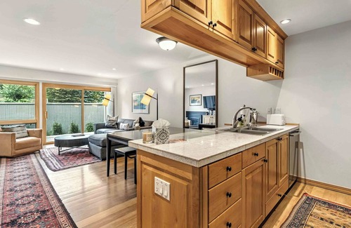 Warm Springs Condo | The Lift Lookout | Slope-View Condo at International Village