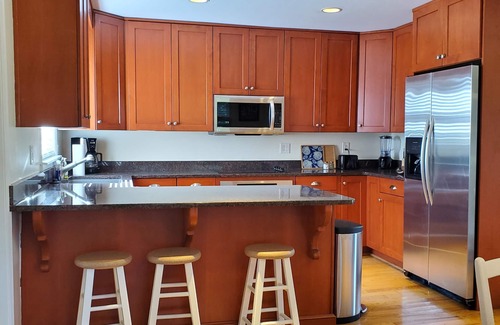Selbyville House | The Lighthouse Cottage. Close to Ocean City, MD and Fenwick Island, DE. PETS OK