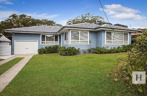 Gwandalan House | The Little Blue Lakehouse