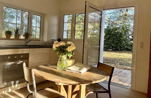 Frayssinet-le-Gelat Cottage | The little house on the edge of the woods