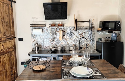 Cursi Apartment | The Little House