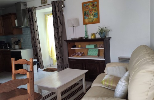 Trefflean House | The little house near the church