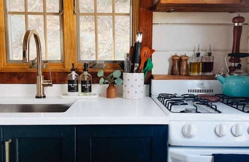 New Fairfield Cabin | The Little Lake Cabin with hot tub