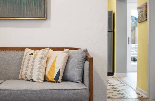Perrysburg House | The Little Yellow Cottage