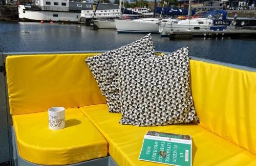 Liverpool Boat Rental | The Liverpool Boat