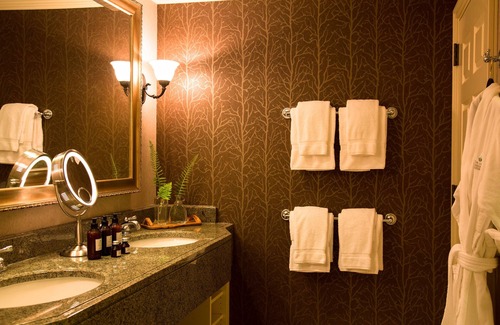 Rowland Hotel | The Lodge At Woodloch