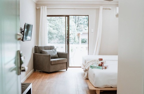 Jamberoo Hotel | The Lodge Jamberoo