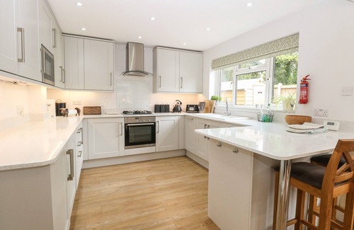 Wroxham Cottage | THE LODGE, pet friendly, with open fire in Hoveton & Wroxham