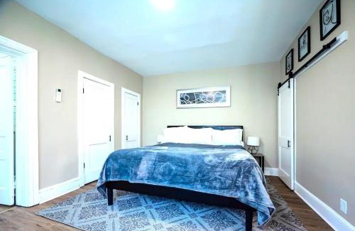 Wilmington Apartment | The Loft at Gilpin PlaceKing BedTrolley Square! apts