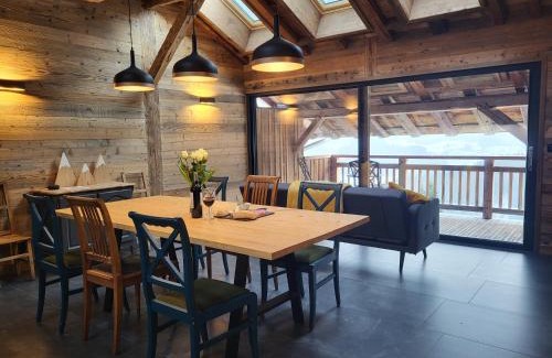 La Cote-d'Arbroz Apartment | The Loft - unique apartment, NR MORZINE