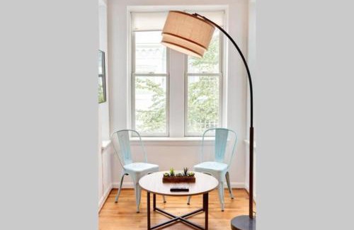 H Street Corridor Apartment | The London Flat Capital Hill DC