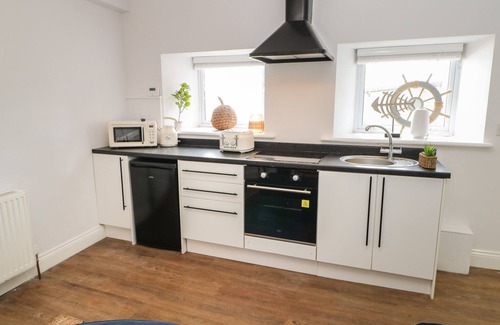 South Shields Cottage | THE LOOK OUT, pet friendly, with a garden in South Shields
