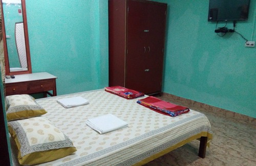 Rajiv Gandhi Nagar Bed & Breakfast | The Lotus Home Bed and Breakfast