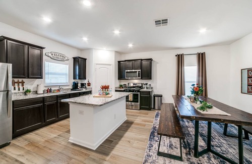 Medina Valley House | The Lucky Longhorn