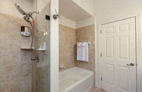 Midtown Apartment | The Lumber Baron's Mansion: 2 King Suites, 2.5BA + Gym