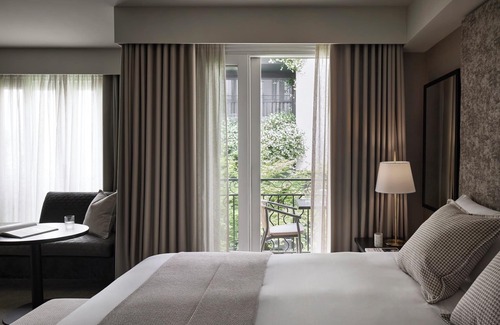 South Yarra Hotel | The Lyall