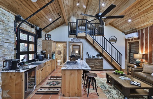 Baird House | "The Magical Treehouse" offers an enchanting experience for up to six guests.