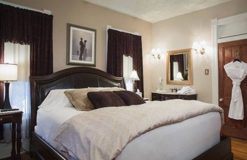 Downtown Bed & Breakfast | The Magnolia House Inn