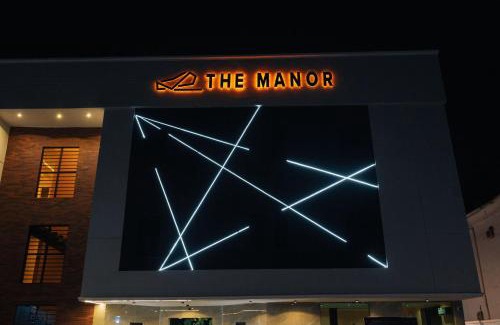 Owerri Hotel | The Manor Hotel by Luckzi