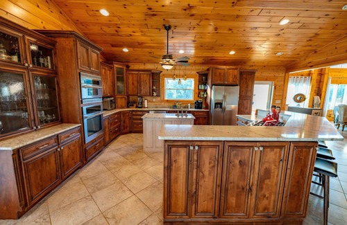 Ennice Ski Chalet | The Manor House at Saddle View Farms
