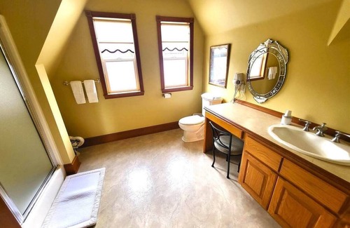 Lake Stevens Bed & Breakfast | The Mansion Inn