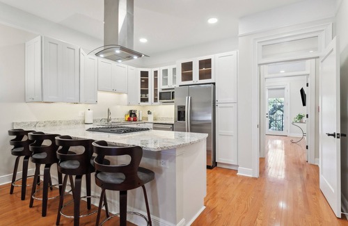 New Orleans Apartment | The Marigny Suite - French Quarter Views!