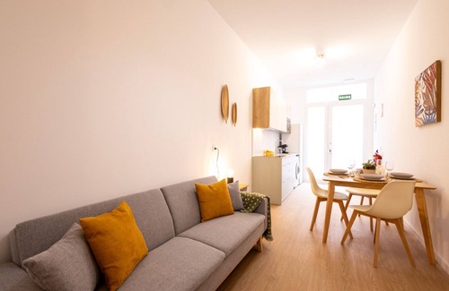 Aiora Apartment | The Maritim Serreria Apartment 02 by Florit Flats