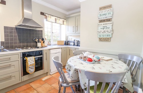 Billingford Cottage | THE MEADOWS COTTAGE, pet friendly, with open fire in Billingford