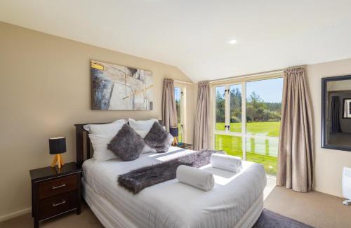 Christchurch House | The Meadows Villa