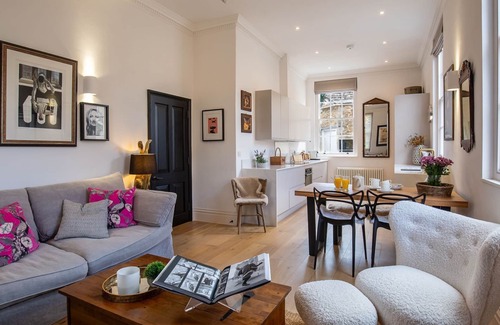 Tetbury Cottage | The Mews - Pet friendly in Tetbury