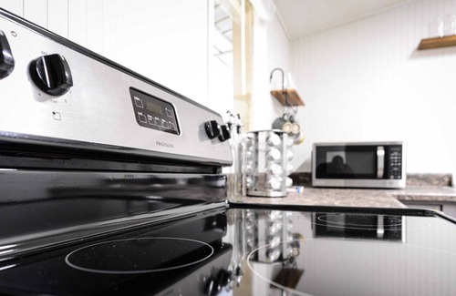 Fortson House | The Mid Century Modern Cute Unit B