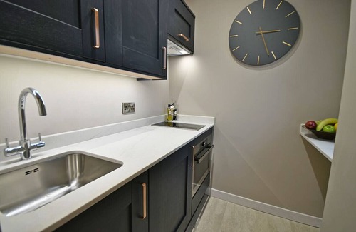 Rawtenstall Condo | The Milan Suite at Moat House