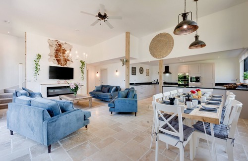 Melton Constable House | The Mill - Five Bedroom House, Sleeps 10