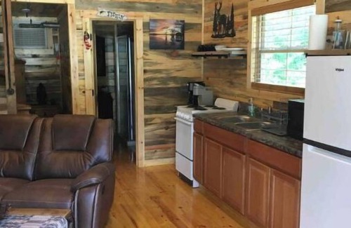Karnack Cabin | The Minnow Bucket