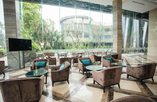 Bien Hoa Hotel | The Mira Central Park Hotel