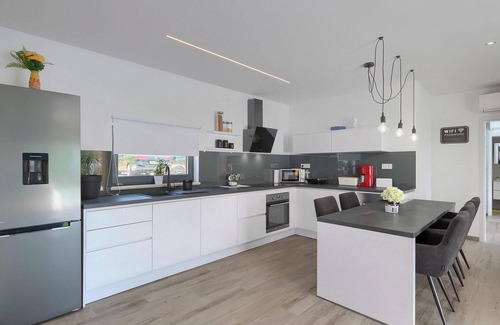 Koromacno House | The modern Villa Riki with private pool is located in the small Istrian village of Koromano.