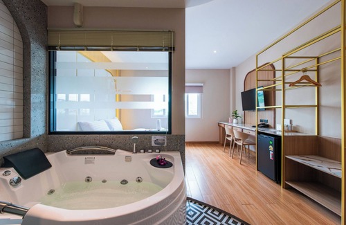 Khlong Nung Hotel | THE MOMENT