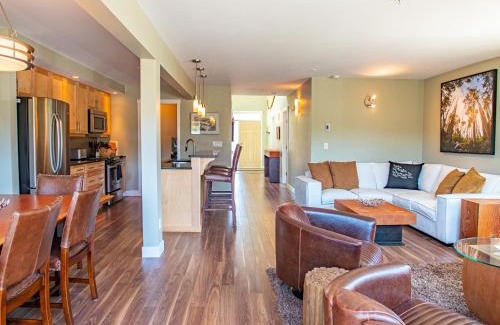 Ucluelet Apartment | The Moorage