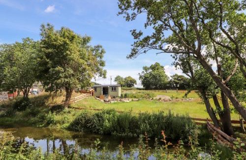 Oswestry House | The Moorhen Retreat