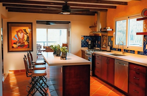 Santa Cruz House | The most unique location nestled into nature with direct acces to nature, caves and national park.