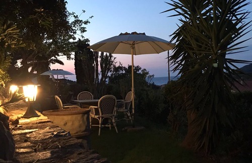 Procchio Apartment | THE MOTTA-TARASCONI/CUCCIOLO RESIDENCES
