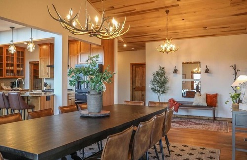 McGaheysville Cabin | The Mountain Mansion