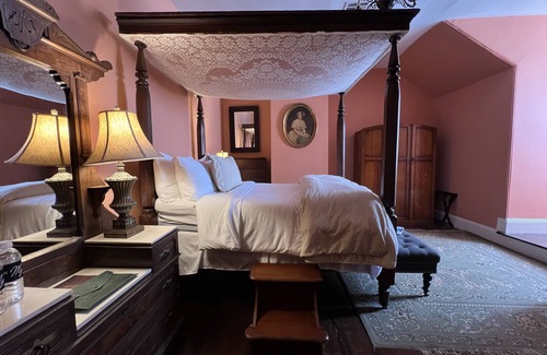 St. Francisville Bed & Breakfast | The Myrtles Plantation